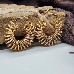 cult gaia 18K Gold plated Lightweight Earrings Textured Sculptural Hoops